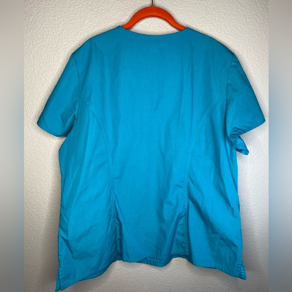 Scrub Top - Picture 4 of 4